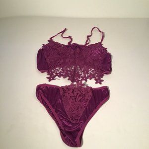Purple bra & panty set NWT